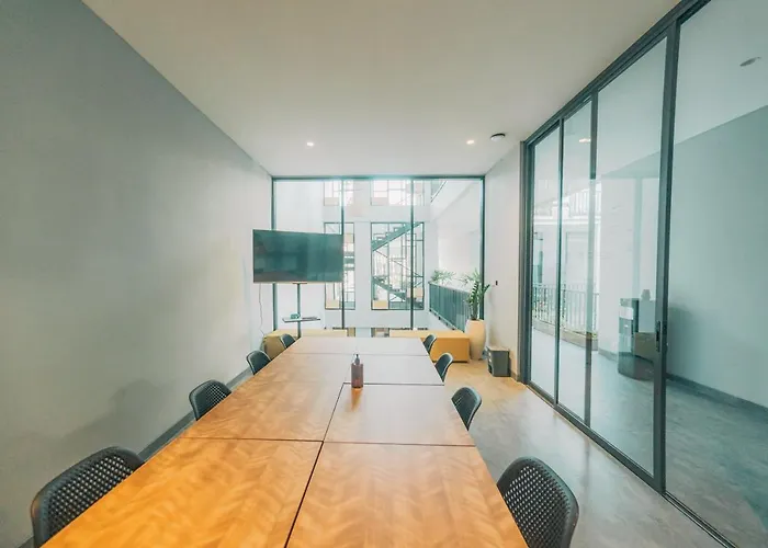 アパート Bestah Coliving